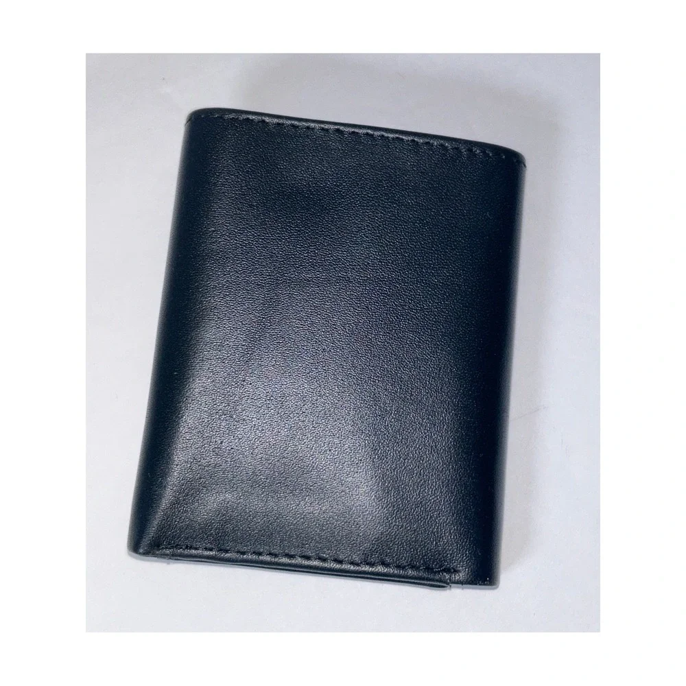 CHAPS RFID Genuine Leather Bifold Wallet Black ID Window NWT Gift Tin Mens